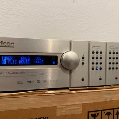 LEXICON MC-12 Digital Controller Preamp Processor Surround Sound unit image 5