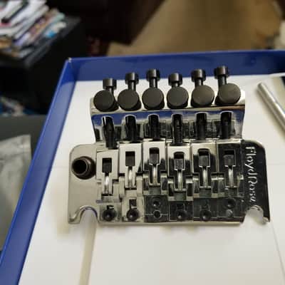 Floyd Rose® 1000 Series Locking Tremolo (Recessed) Bridge Assembly – MINT! image 3