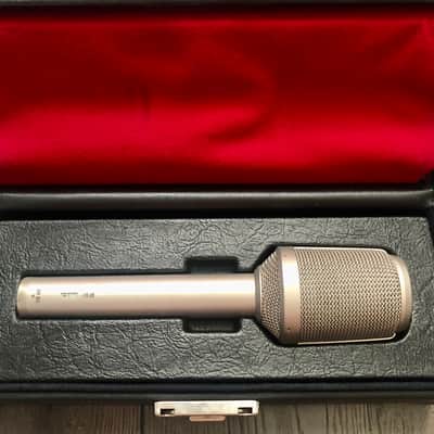 Neumann KM86i KM86 Multi pattern vintage condenser microphone in original box- mint, rare image 5