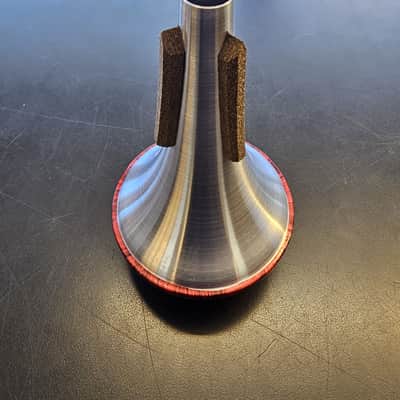 TRUMCOR Straight Trumpet Mute 2026 - Red Doc-Ouflage image 3