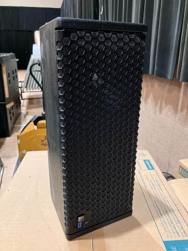 Meyer Sound UP-4XP image 1