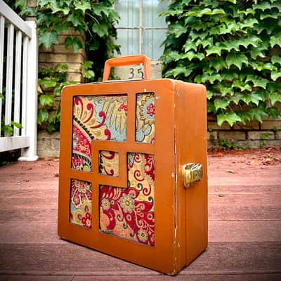 Rotary Connection Mini/portable guitar speaker cabinet. 8” vintage Utah 4 ohm 25 watt speaker. Closed back. Top handle. Cool vintage style and sound. 2026 - Orange Tolex image 9