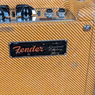 Fender Hot Rod Deluxe III 3-Channel 40-Watt 1x12" Guitar Combo 2010 - 2017 - Tweed image 7