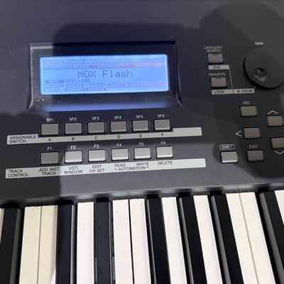 Yamaha MOXF8 Production Synthesizer 2013 - Present - Gray image 6