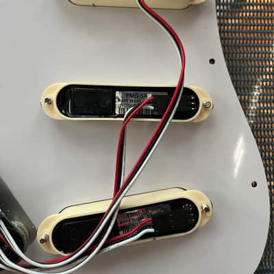 EMG DG20 David Gilmour Prewired Loaded Strat pickguard image 3