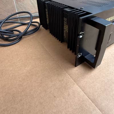 Yamaha P2100 Professional Series Natural Sound Stereo Power Amplifier – Made in Japan image 5