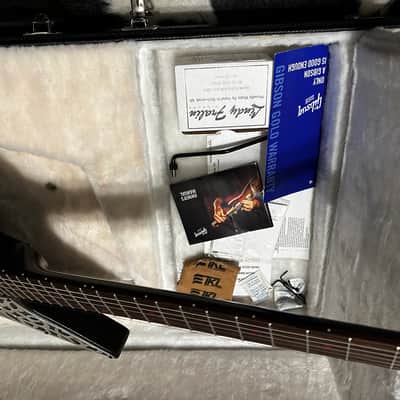 Gibson Limited Edition Vampire Blood Moon Explorer 2011 - Ebony/Red image 16
