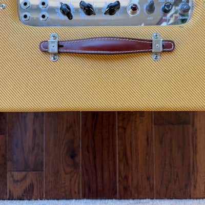 Fender '57 Deluxe Amp Reissue 12-Watt 1x12" Guitar Combo 2007 - 2011 - Lacquered Tweed image 2