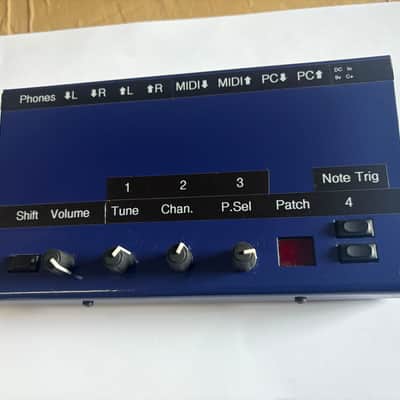 Nord Micro Modular Desktop Virtual Synthesizer 1997 - 2003 - blue