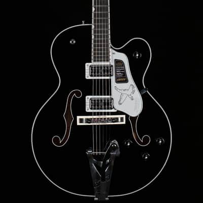 Gretsch Professional Falcon Hollow Body with String-Thru Bigsby Black (884) image 3