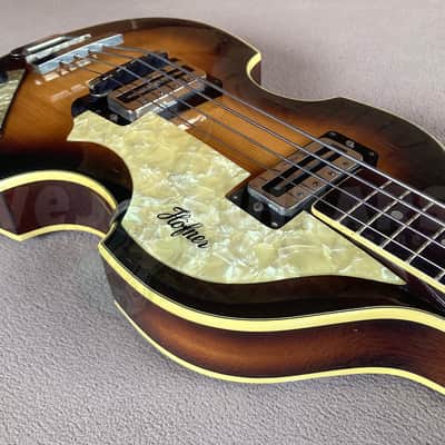 HOFNER 500/1 - 1973-4 w/HARD CASE - ORIGINAL VINTAGE VIOLIN BASS image 1