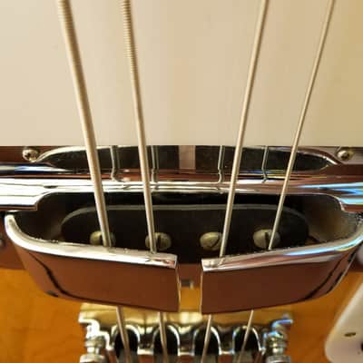 Rickenbacker 4001 V63 bass guitar 1984 1985 early production image 3