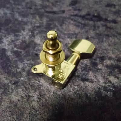 Like New Gotoh Style Chrome Tuners 6 in line Right Hand image 3