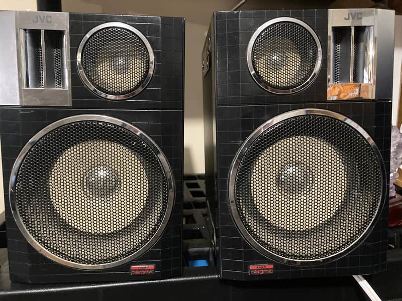 JVC Boombox speakers 1980’s - Black image 1