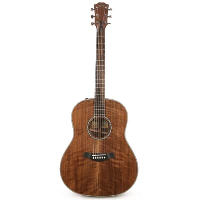 Taylor Custom Shop Walnut Grand Pacific