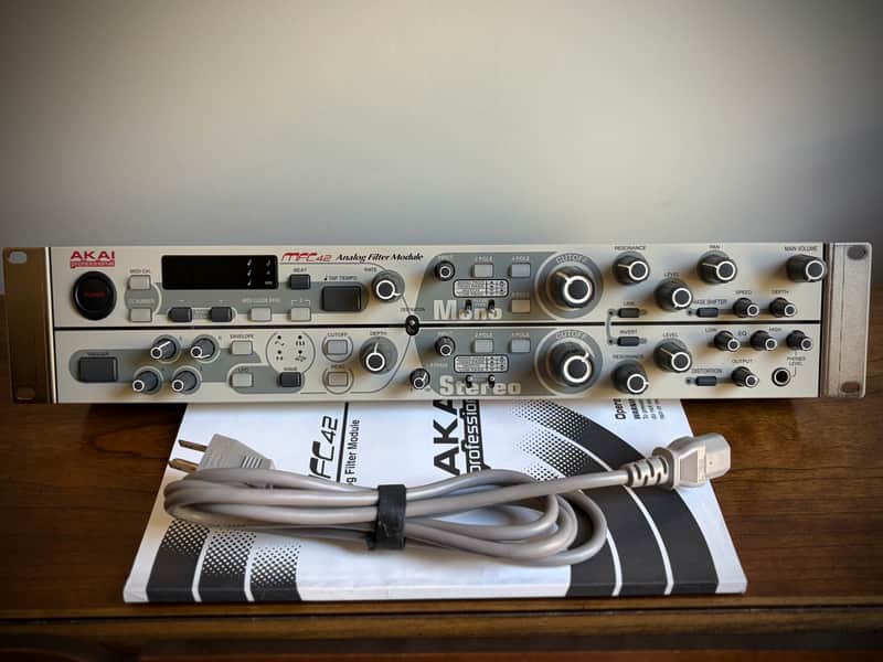 Akai MFC42 Analog Filter – Excellent Condition – Original Owner – Tested image 1