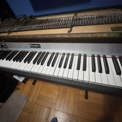 Rhodes Mark I Stage 73-Key Electric Piano 1976 image 7