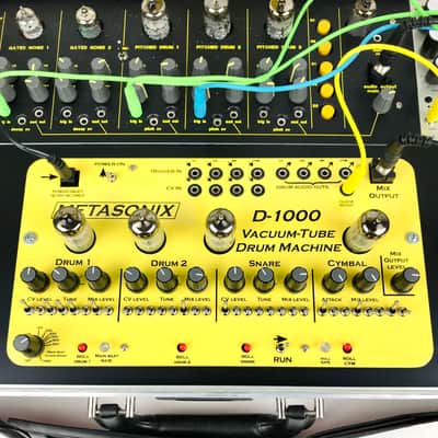 Metasonix D-1000, D-2000 + / Eric Barbour's one-of-a-kind portable demo booth image 5