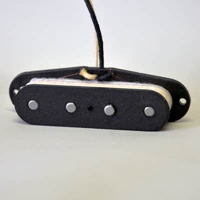 Lindy Fralin '51 P Bass Single Coil stock pickup - black image 1