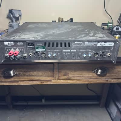 Mackie M800 FR Series 2-Channel Power Amplifier 2000 - 2005 - Dark Gray image 3