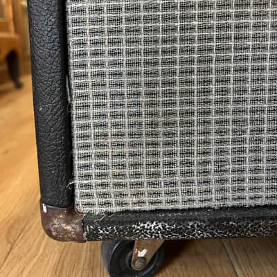 Vintage 1980 Fender Super Reverb Silverface 70 W 4x10" Guitar Combo Tube Amplifier w foot switch image 5
