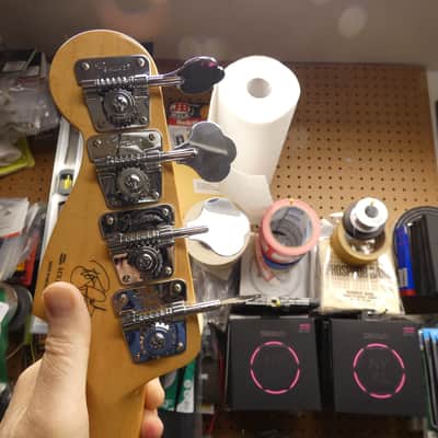 Fender Roger Waters Precision Bass 2011 - Black image 10