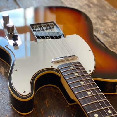Fender Vintage 1993 Telecaster Custom '62 Reissue MIJ FujiGen Built Three Tone Sunburst MIJ w/ Leatherette Case image 9