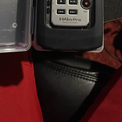 Zoom H4n PRO Handy Digital Multitrack Recorder 2010s - All Black image 4