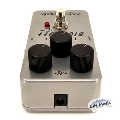 Used Electro-Harmonix EHX Triangle Big Muff Pi Fuzz Distortion Sustainer Guitar Effects Pedal ♪ image 5