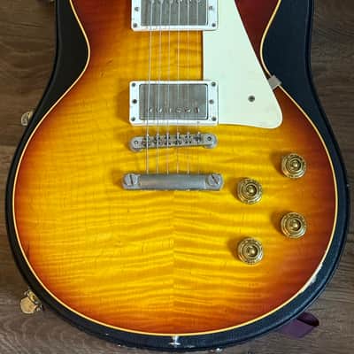 2006 Gibson Les Paul 1960 Reissue Historic Makeovers Deluxe Aged Carmelita Burst image 2