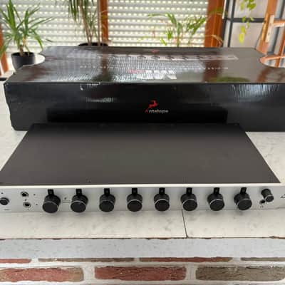 Antelope Audio MP8d 8-Channel Mic Preamp with A/D Converter 2010s - Silver