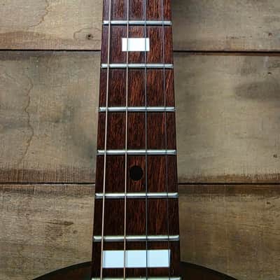 Pre-owned Deering Goodtime Tenor Banjo 17 Fret w/pickup & bag image 10