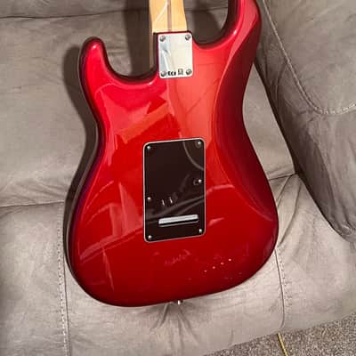 Fender Standard Stratocaster 2013 - Candy apple red image 7