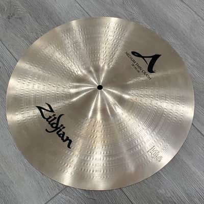 Zildjian 18" A Series Medium Thin Crash Cymbal (Gorgeous!) image 2