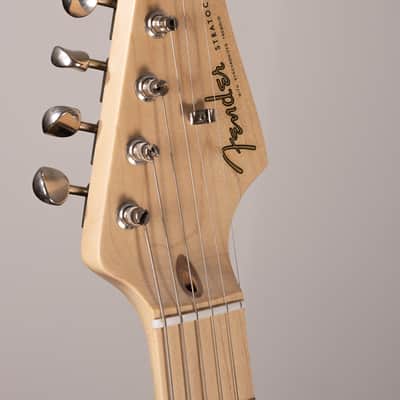 Fender Eric Clapton Artist Series Stratocaster with Vintage Noiseless Pickups 2013 - Torino Red image 11