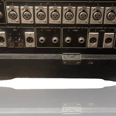 1970's Yamaha PM-700 12-Channel Analog Mixer Bild 11