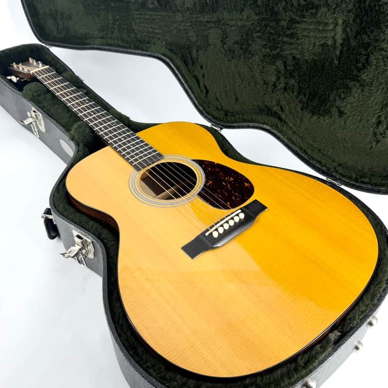 2017 Martin OM-21 – Natural image 1