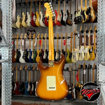 Fender 75 Th Anniversary Commemorative Stratocaster 2 Color Bourbon Burst Mn image 7