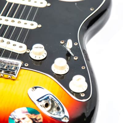 Sunburst Fender Stratocaster '76 Owned by Billy Corgan image 14