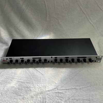 dbx 266xs Dual Channel Compressor/Gate Dynamics Processor – Like New Condition image 4