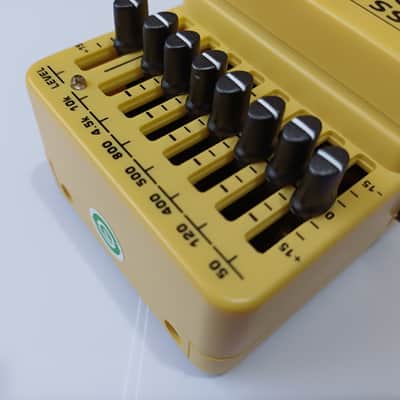 Behringer BEQ700 7-Band Graphic Equalizer image 8