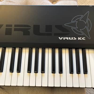 Access Virus KC 61-Key Digital Synthesizer 2002 - Black image 6