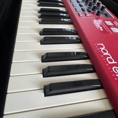 Nord Electro 6D SW73 Semi-Weighted 73-Key Digital Piano 2018 - 2022 - Red image 3