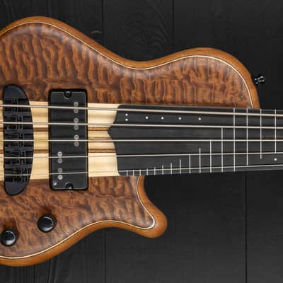 Mayones Cali 5 Fretless Mini 5A Quilted Mahogany - Trans Natural Matt image 6