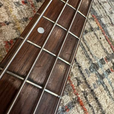 Gibson Victory Standard Bass 1981 - 1985 - Candy Apple Red image 8