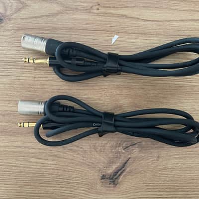 IK Multimedia iLoud MTM Studio Monitor Pair w/ ARC Mics, Boxes + Cables image 9