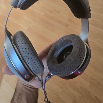Focal Clear Open-Back Headphones 2010s - Black image 2