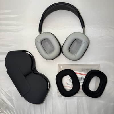 Apple AirPods Max 1st Gen Space Gray – MINT/Like New – Worn Once + $60 Covers, Extras & Free Shipping image 16