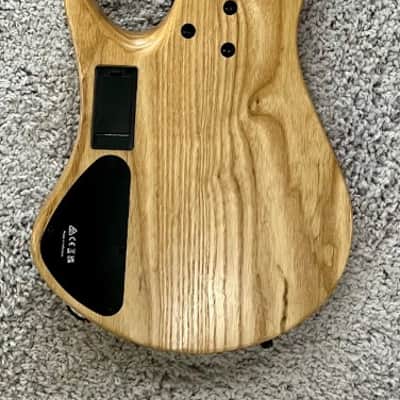 Mint Ibanez EHB1265MSNML Multi Scale Headless 5-String Bass - Natural Mocha image 4