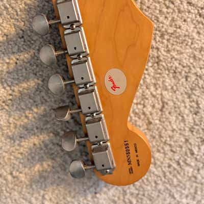 Fender Standard Stratocaster with Maple Fretboard 1995 - 2000 - Black image 5